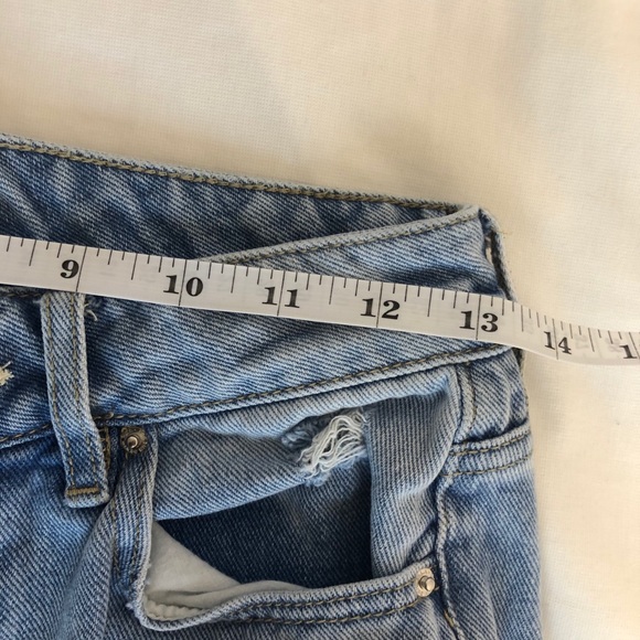 Pacsun light wash Distressed Mom Jeans - Picture 9 of 12